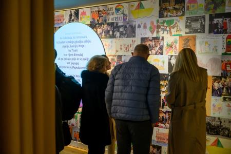 Otvoritev v Mirni Peci (37)